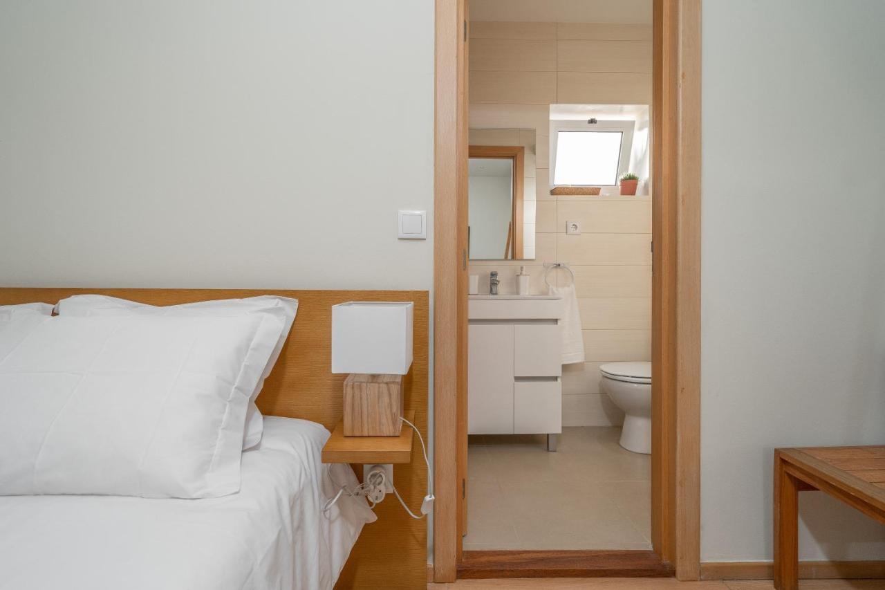 Peach Hostel & Suites Porto Bagian luar foto