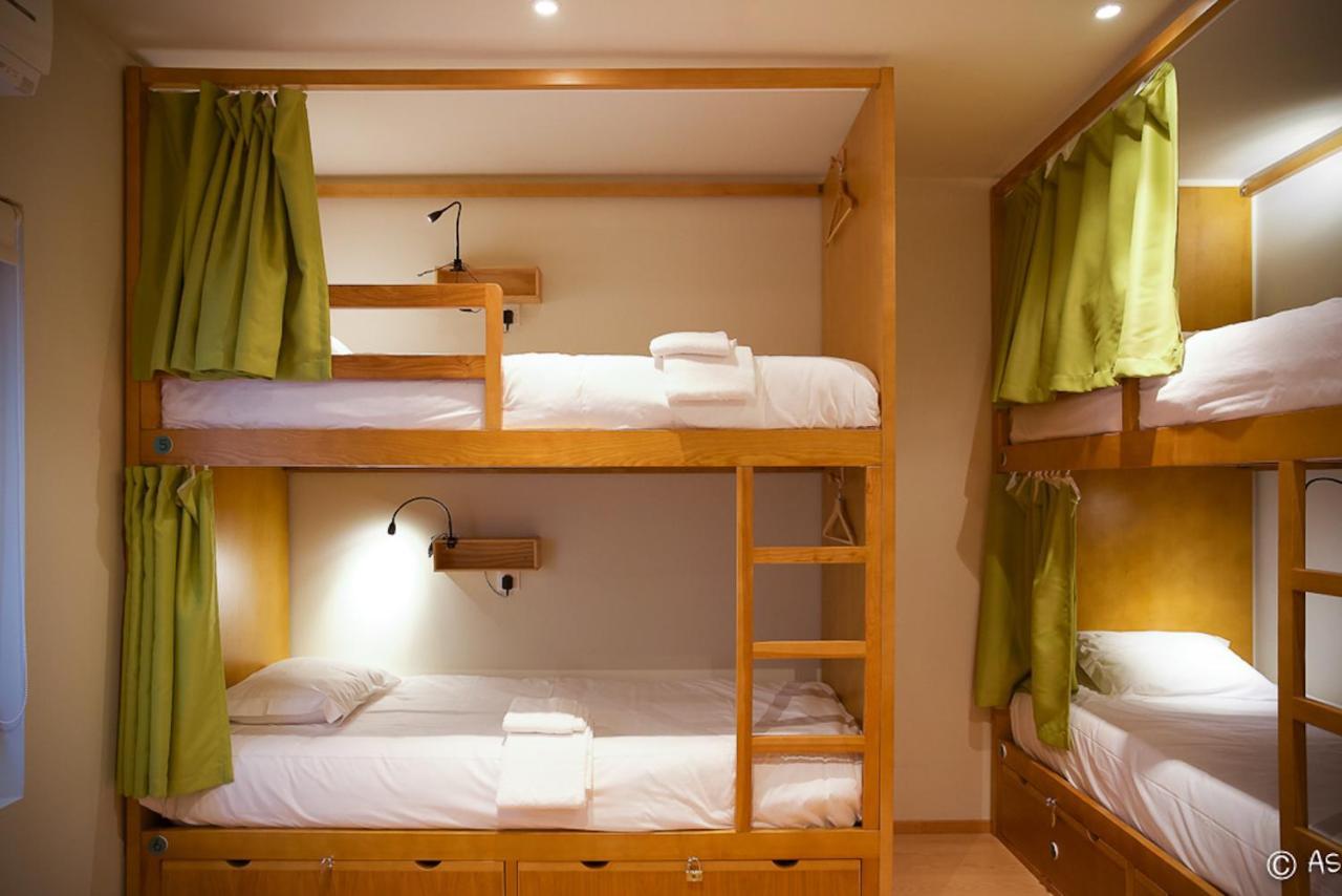 Peach Hostel & Suites Porto Bagian luar foto