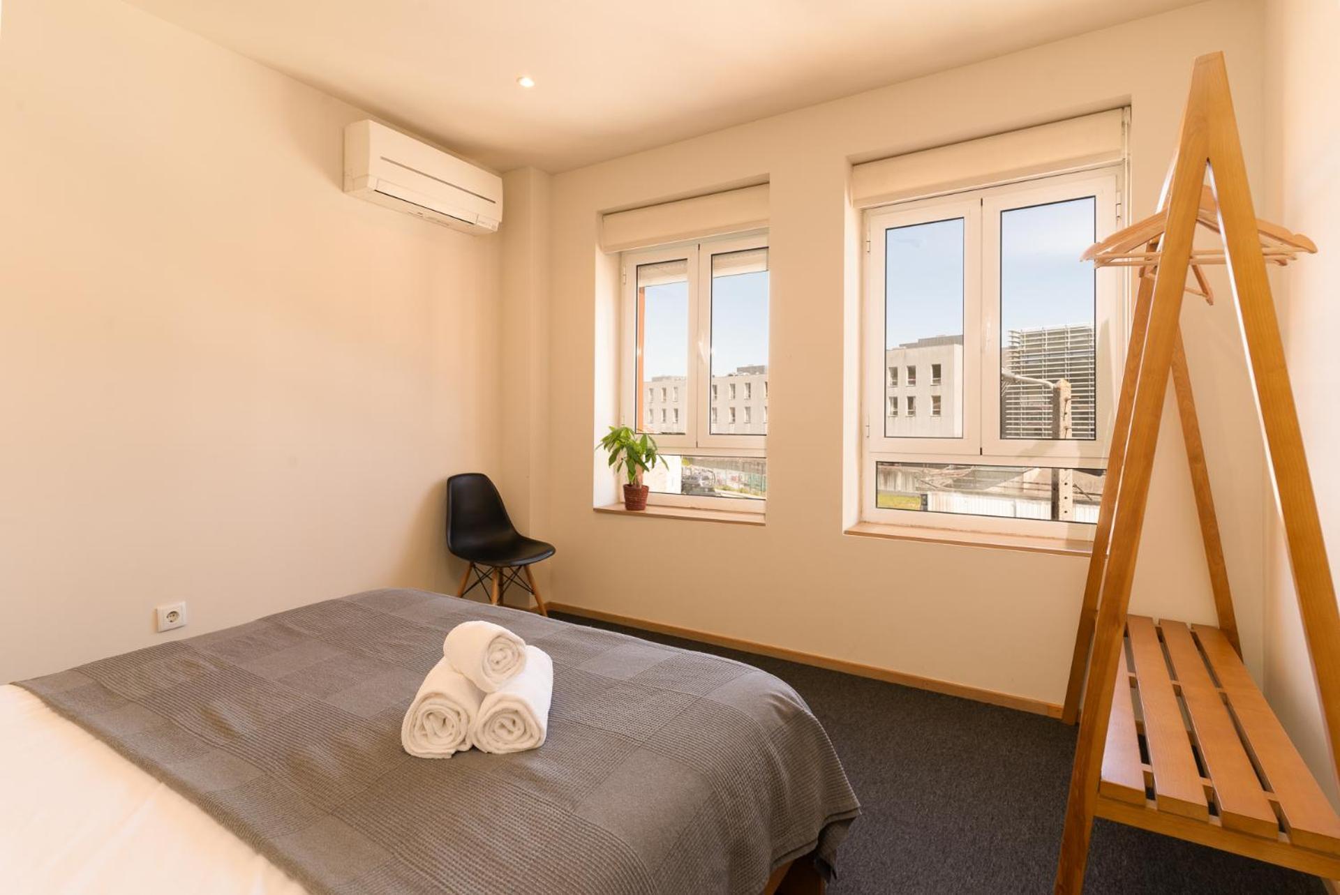 Peach Hostel & Suites Porto Bagian luar foto