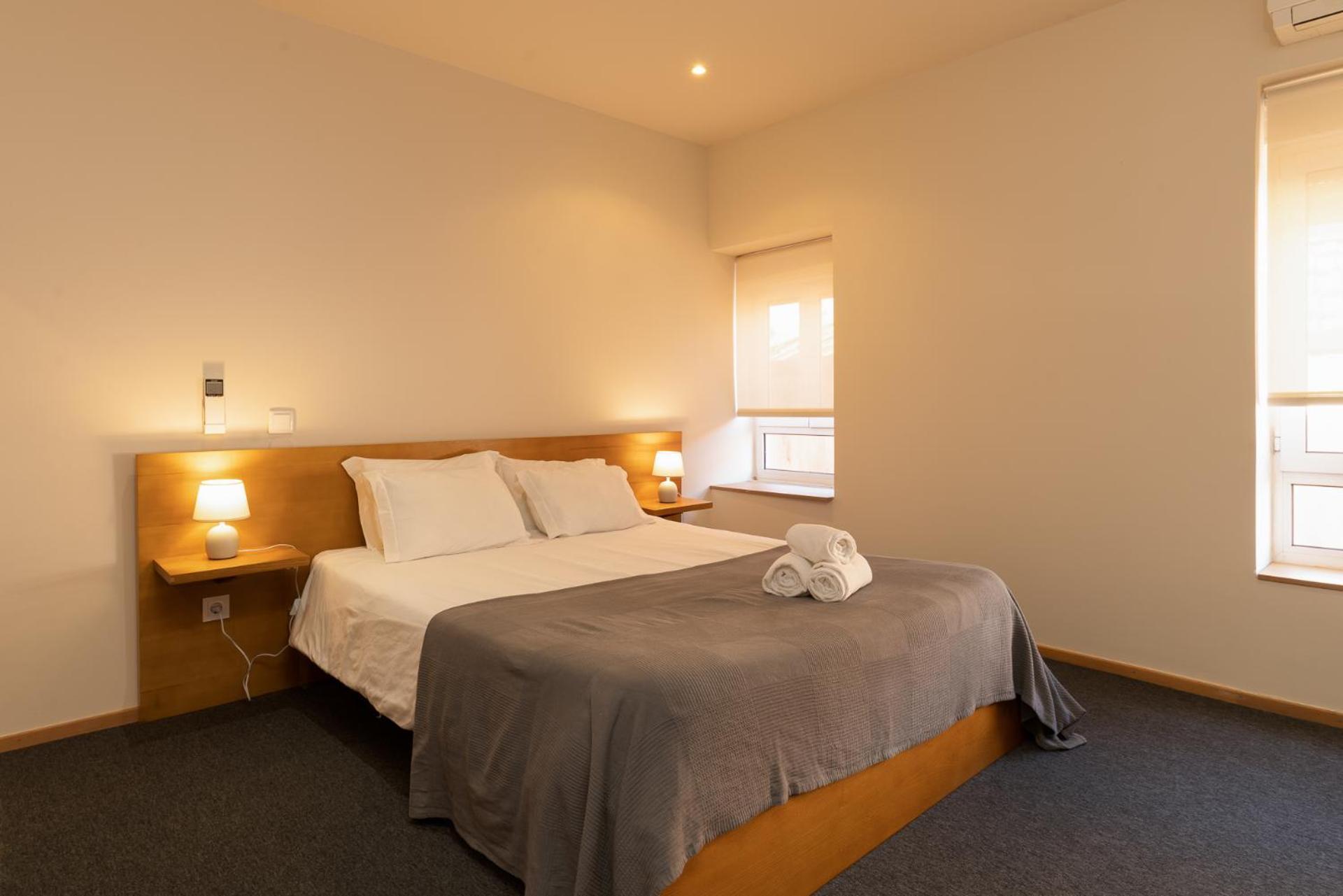 Peach Hostel & Suites Porto Bagian luar foto