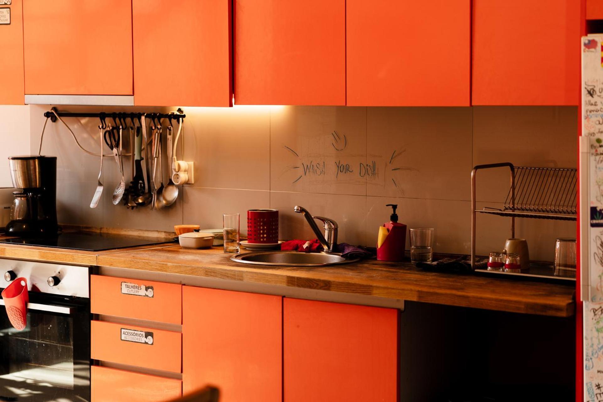 Peach Hostel & Suites Porto Bagian luar foto