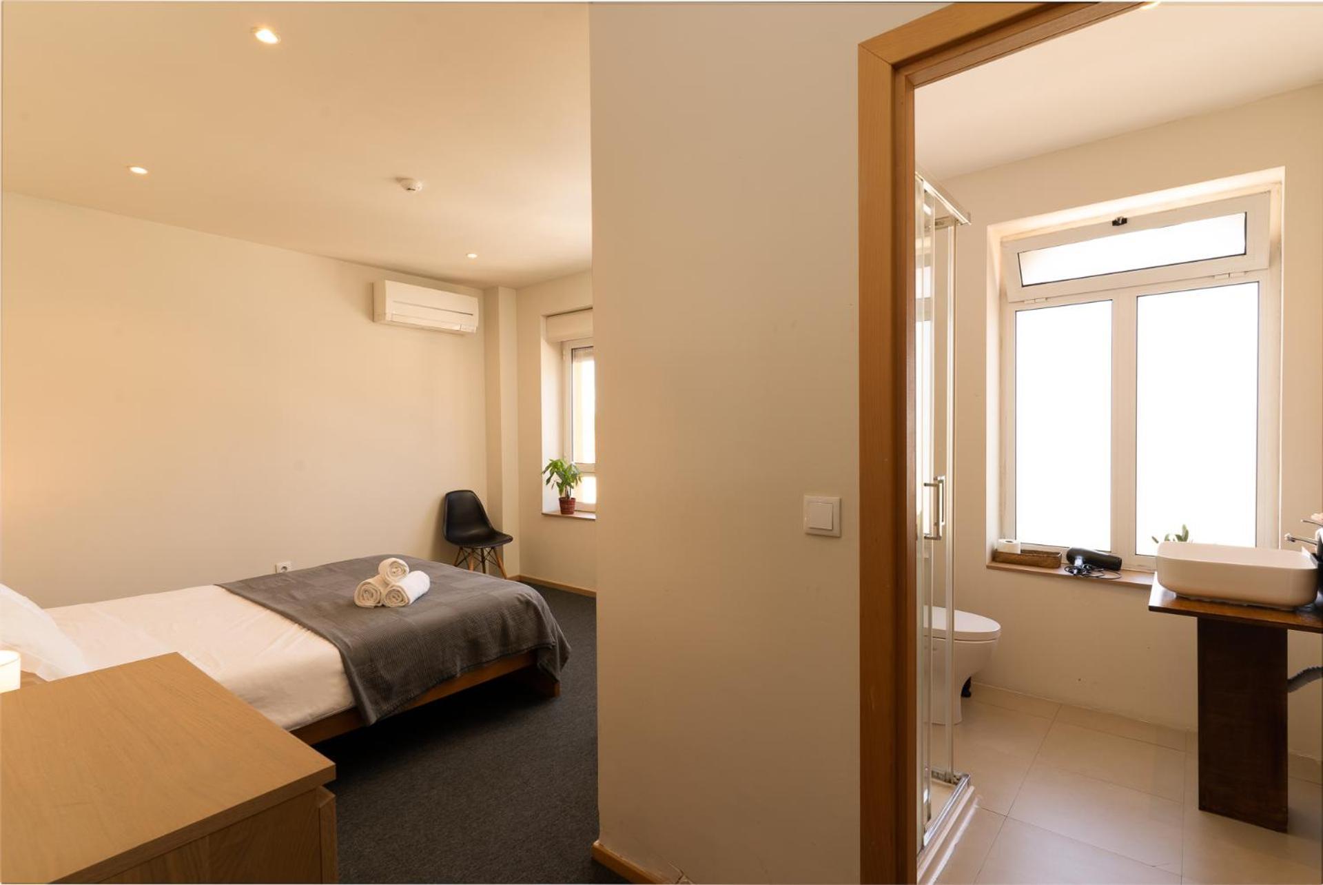 Peach Hostel & Suites Porto Bagian luar foto